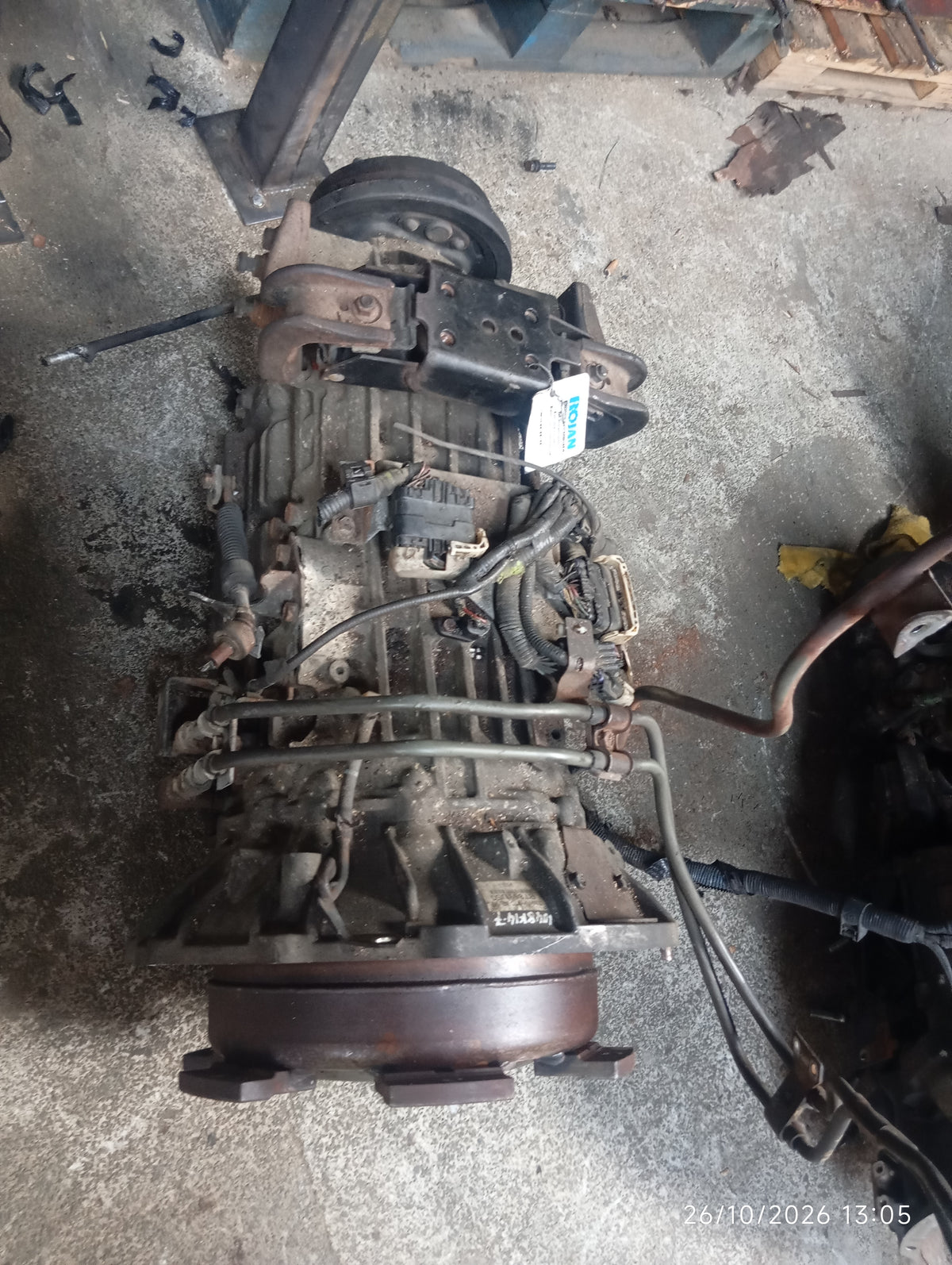 Hino NO4C-T gearbox