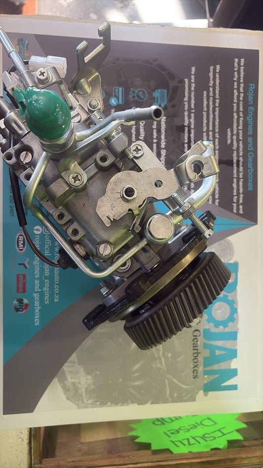 Isuzu 4JA1T diesel pump