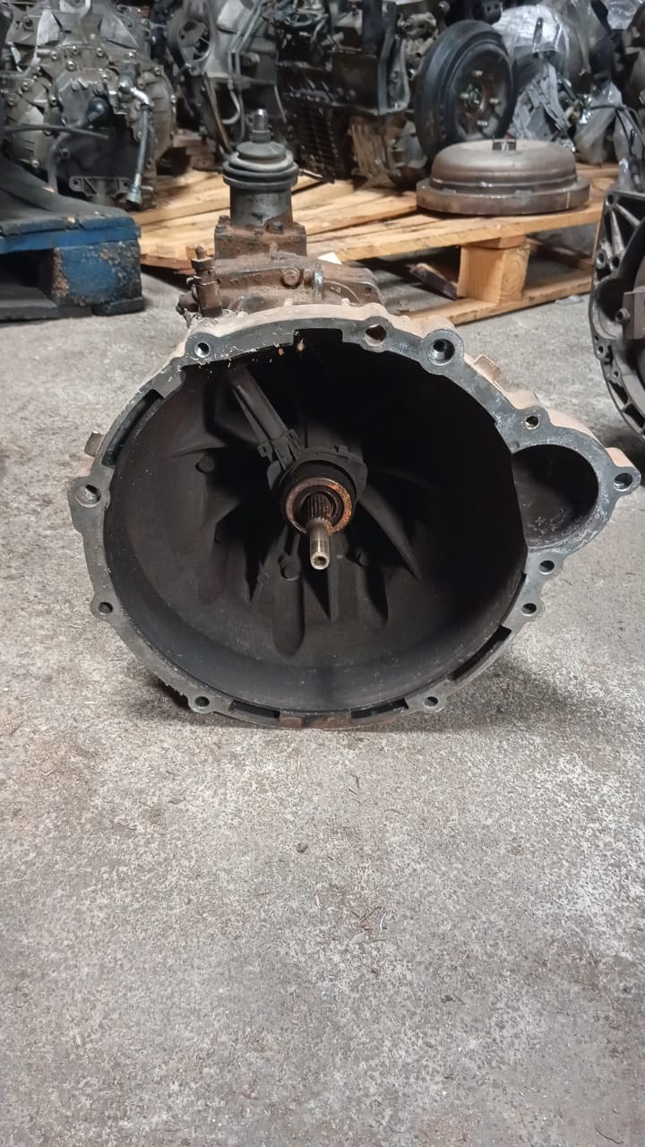 Mahindra HTG4F gearbox