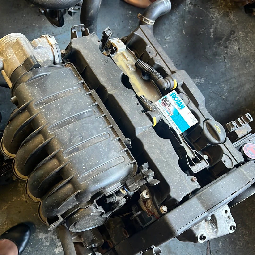 Peugeot 206 Engine