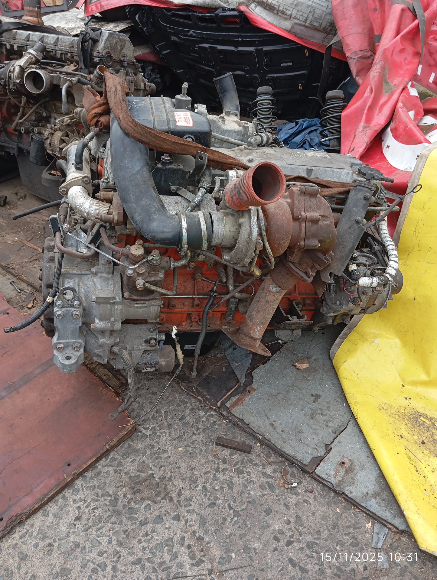 Isuzu 6HK1 Engine