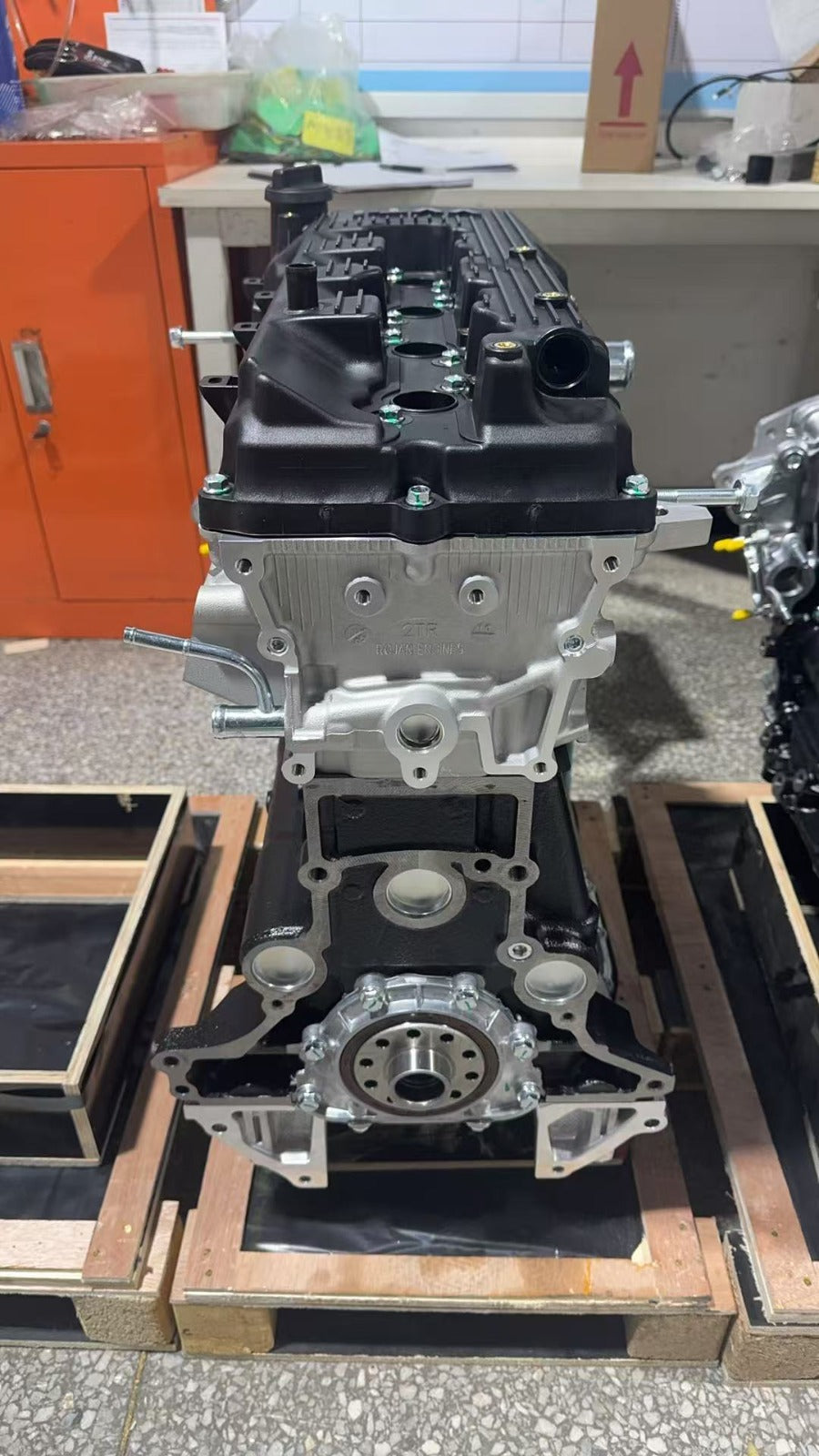 Toyota 2TR brand new engine