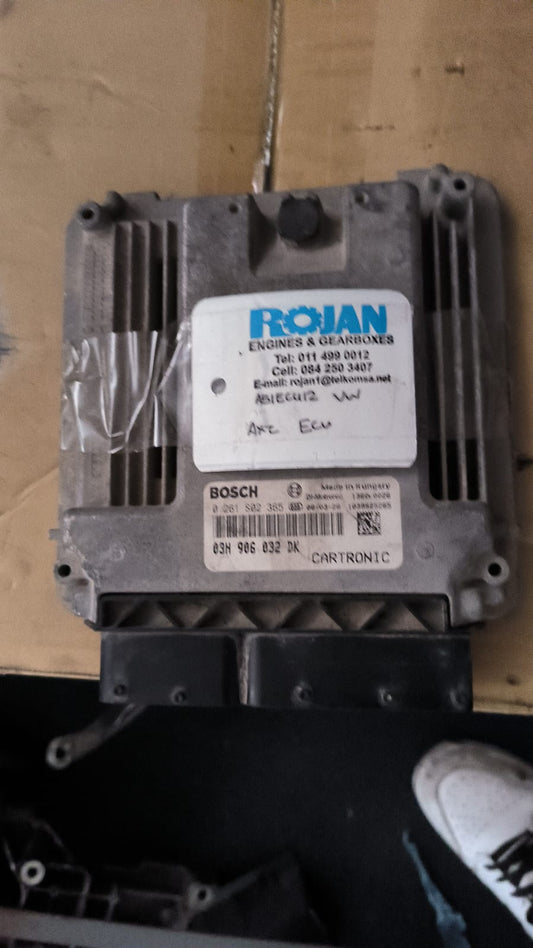 Volkswagen AXZ 03H ECU