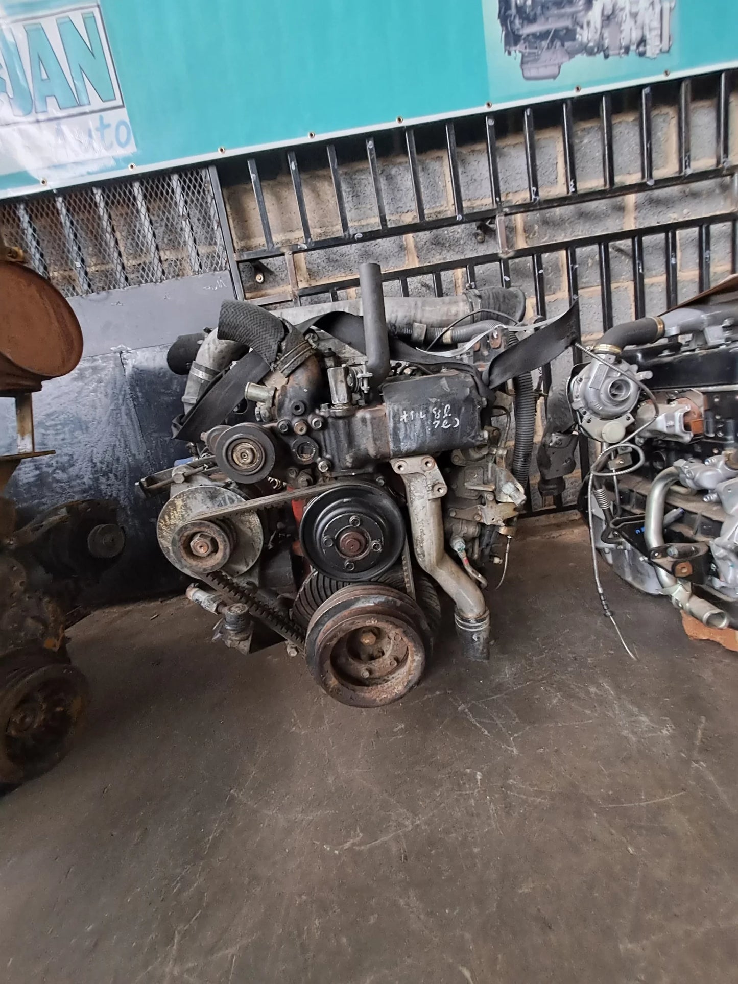 Hino JO5C - T Engine