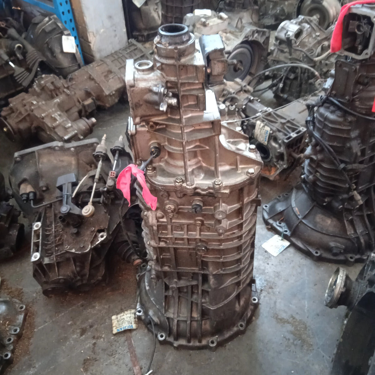 Mazda WE. BT50 4X2 MANUAL GEARBOX