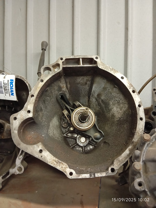 Nissan 1400 Gearbox