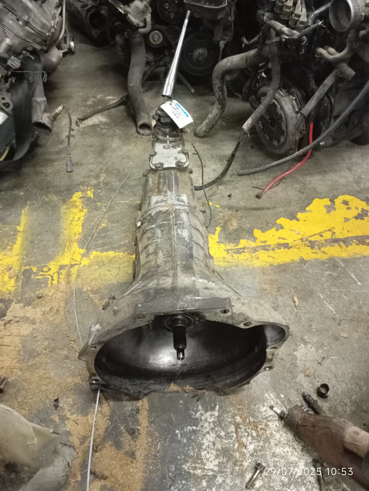 MITSUBISHI 4G64 GEARBOX