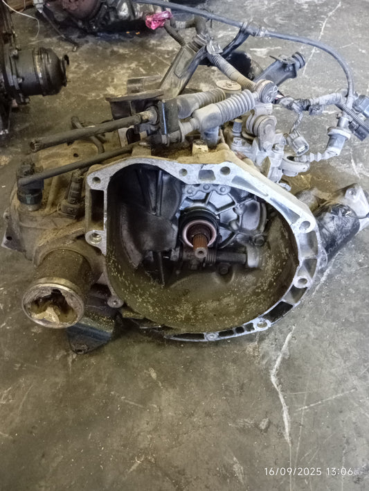 Kia G4HE  gearbox