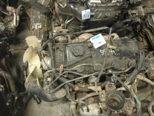 MITSUBISHI 4G64 ENGINE