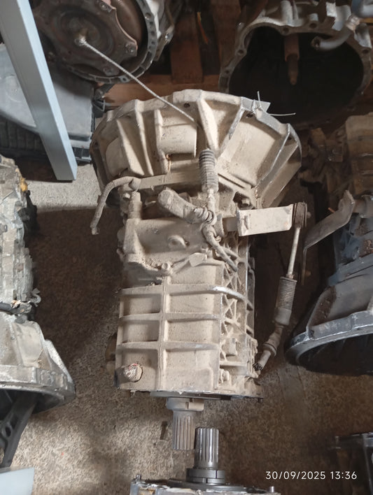 HINO NO4C BUILDOVER GEARBOX
