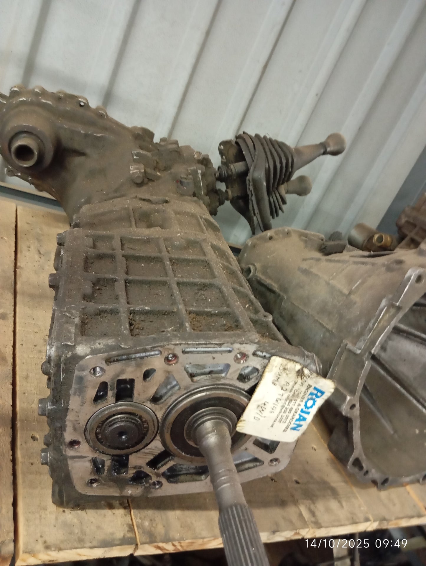 Mazda sump gearbox 4x4 manual